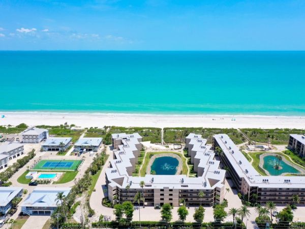 Sanibel Island Vacation Rental Gulf-View Sanibel Condo with 3 Bedrooms