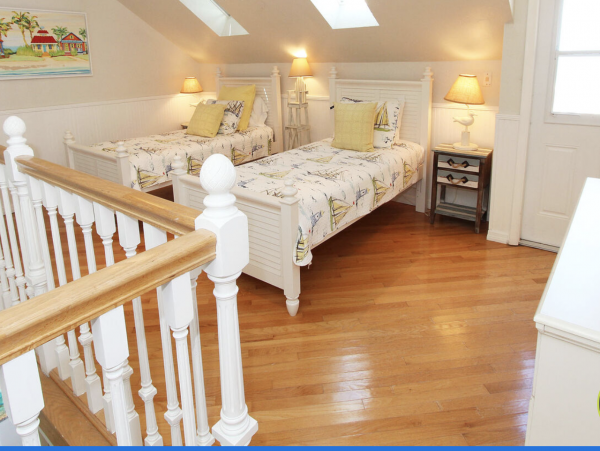 Captiva Rental with Community Pool Sleeps 6