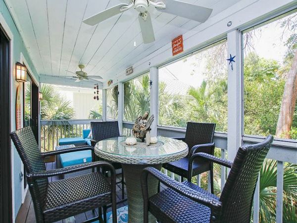 Captiva Vacation Home Sleeps Six Guests.