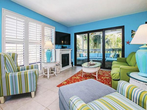 Captiva Vacation Home Sleeps Six Guests.