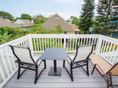 Two Bedroom plus Loft  Captiva Rental with Communal Pool