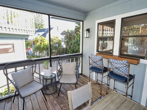 Three Bedroom Plus Loft Vacation Rental on Captiva Sleeps 6