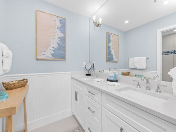 Sanibel Two Bedroom Beachfront Vacation Condo with Pool