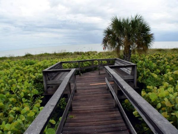 Sanibel Vacation Beach Condo Sleeps 6 Guests Full Gulf Views