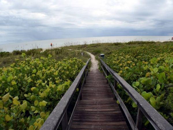 Sanibel Vacation Beach Condo Sleeps 6 Guests Full Gulf Views