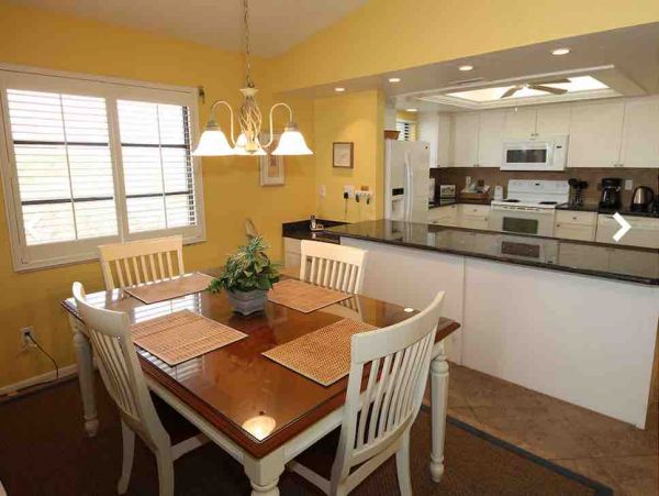 Boutique Beach Community on Sunny Sanibel Island