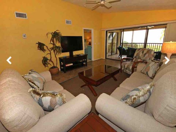 Boutique Beach Community on Sunny Sanibel Island