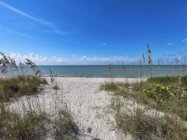 Sanibel Beachfront Condo Views! Views! Views!