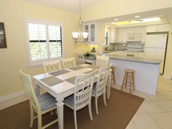 Sanibel Beachfront Condo Views! Views! Views!