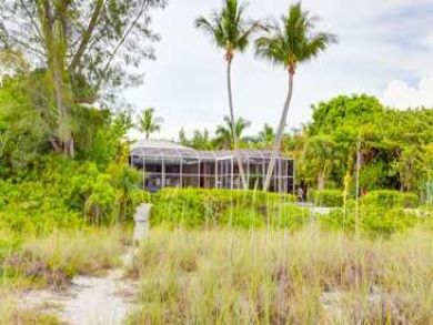 Sanibel Beachfront Vacation Home Stunning Views of The Gulf