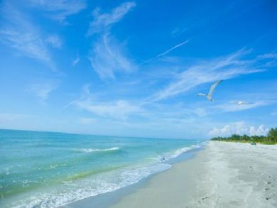 Sanibel Beachfront Vacation Home Stunning Views of The Gulf