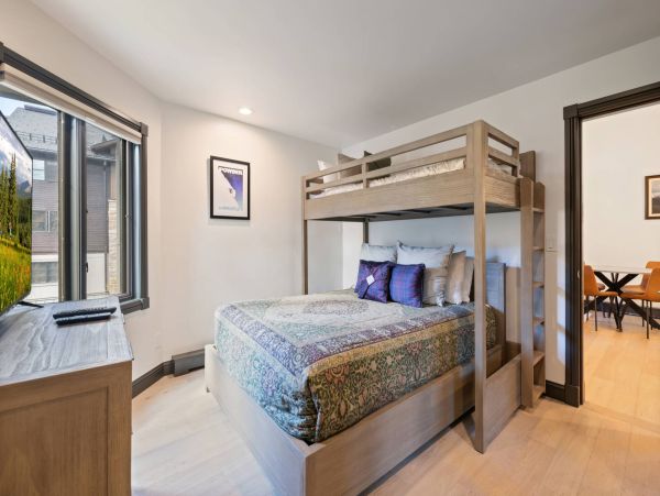 Vail Luxury Vacation Rental Condo - Colorado Ski Resort Condo Rental
