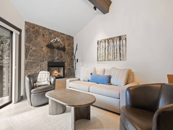 Vail Luxury Vacation Rental Condo - Colorado Ski Resort Condo Rental