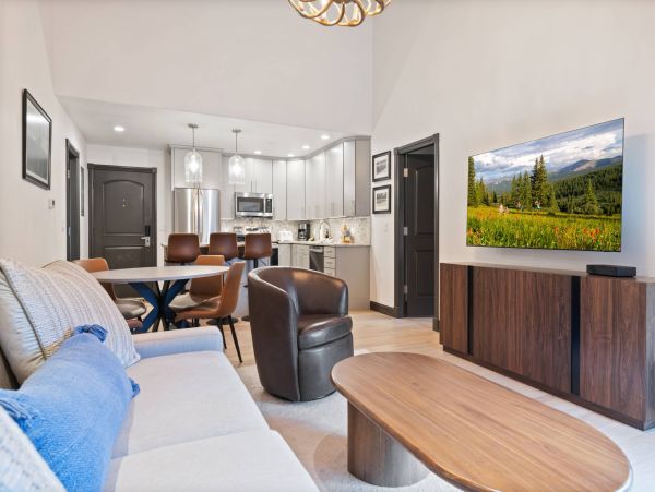 Vail Luxury Vacation Rental Condo - Colorado Ski Resort Condo Rental