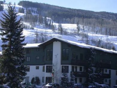 Vail vacation condo with mountain view
