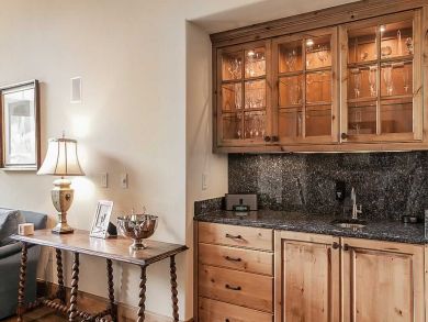 Luxury Vail Rental with Private Hot Tub and Four Bedrooms