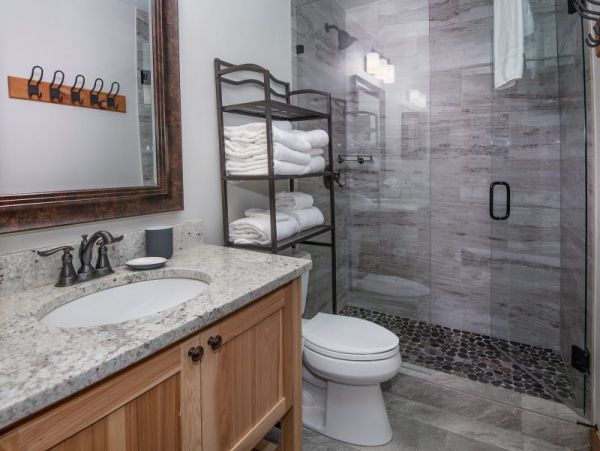 Vail & Lionshead Vacation Rental 4 Bedrooms Plus Loft