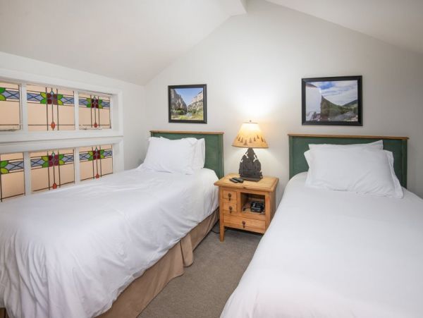 Vail & Lionshead Vacation Rental 4 Bedrooms Plus Loft