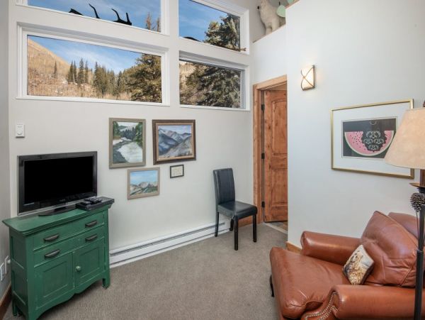 Vail & Lionshead Vacation Rental 4 Bedrooms Plus Loft