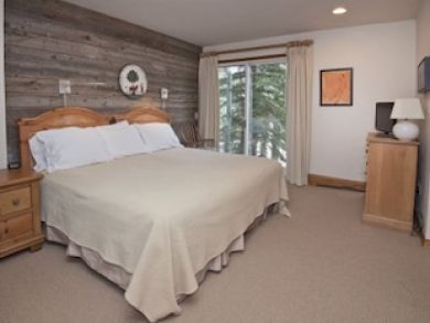 Luxury Three Bedroom Vail Home for Rent- Sleeps 7