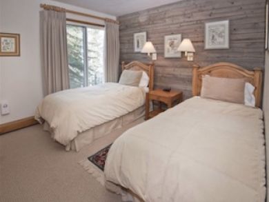 Luxury Three Bedroom Vail Home for Rent- Sleeps 7