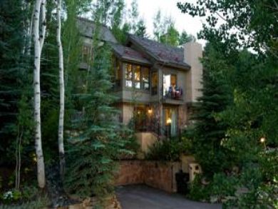 Vail rental nestled in trees