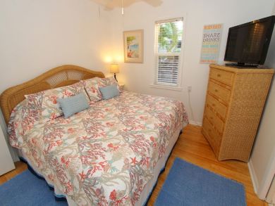 Siesta Key Charming Two Bedroom Value Rental