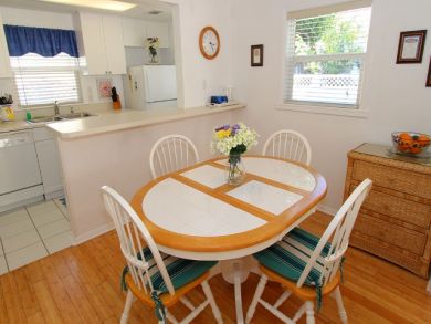 Siesta Key Charming Two Bedroom Value Rental