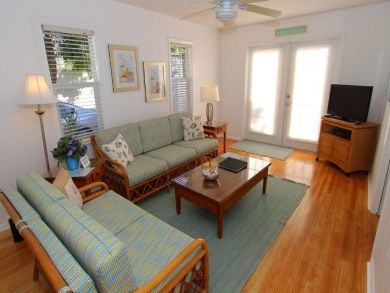 Siesta Key Charming Two Bedroom Value Rental