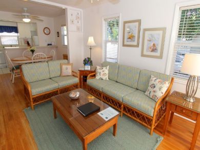 Siesta Key Charming Two Bedroom Value Rental