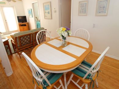 Siesta Key Charming Two Bedroom Value Rental