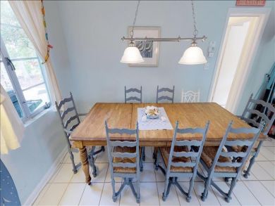 A Longboat Key Dreamy Three Bedroom For Rent Available Today