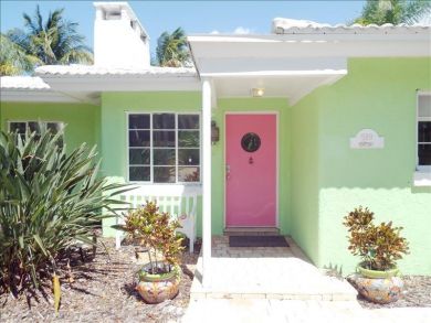 A Longboat Key Dreamy Three Bedroom For Rent Available Today