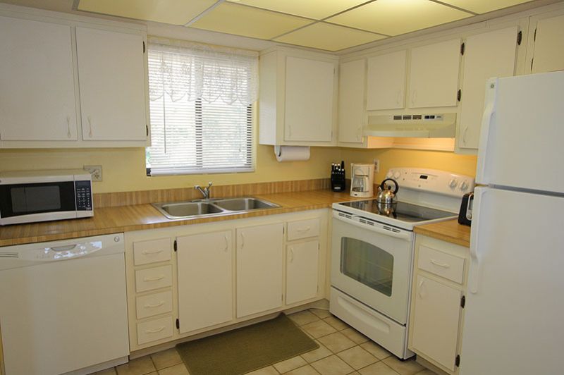 Equipped Kitchen