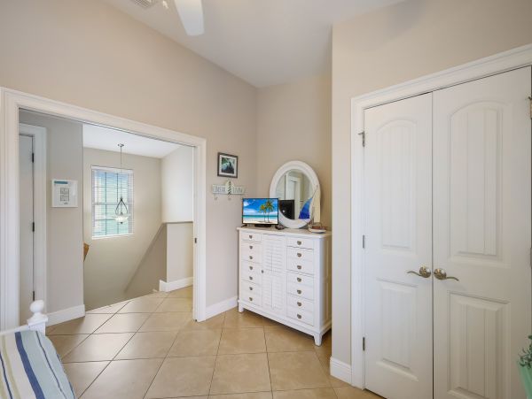 Six Bedroom Anna Maria Rental -  Peeks of The Gulf of Mexico