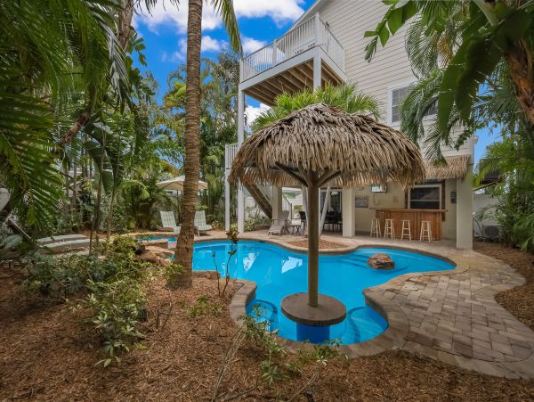 Six Bedroom Anna Maria Rental -  Peeks of The Gulf of Mexico