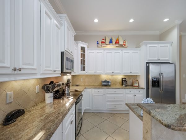 Six Bedroom Anna Maria Rental -  Peeks of The Gulf of Mexico
