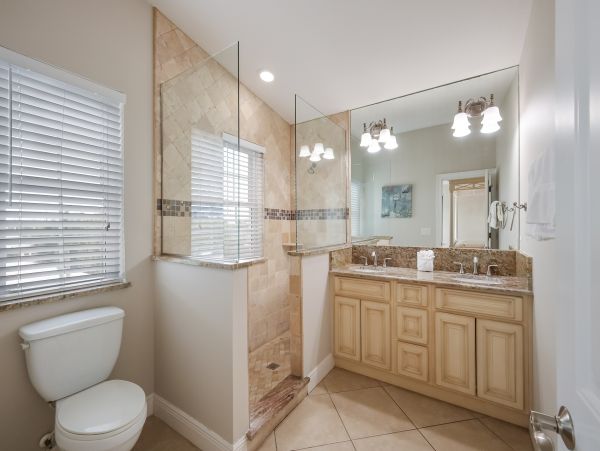Six Bedroom Anna Maria Rental -  Peeks of The Gulf of Mexico
