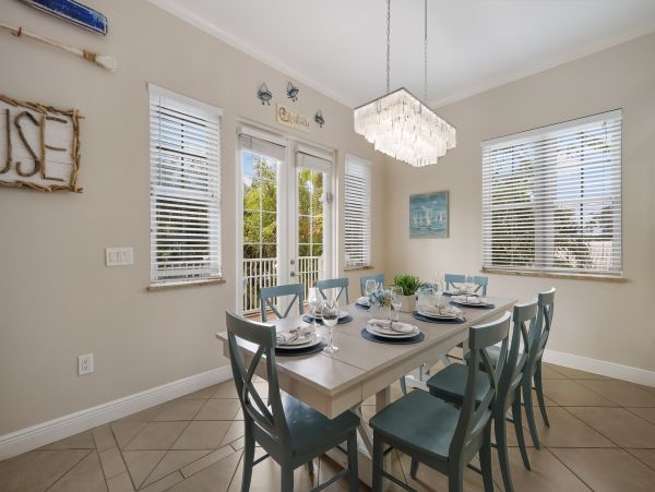 Six Bedroom Anna Maria Rental -  Peeks of The Gulf of Mexico