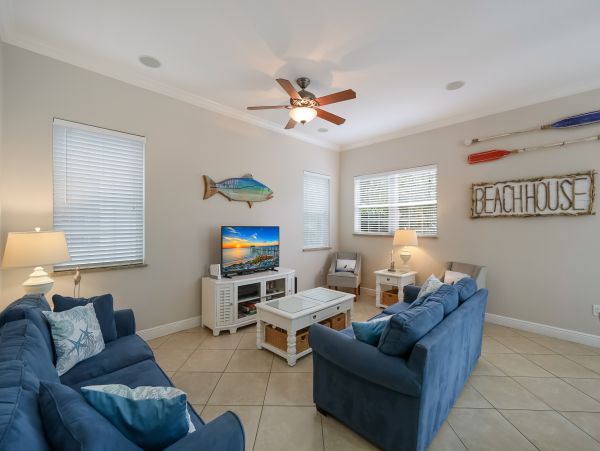 Six Bedroom Anna Maria Rental -  Peeks of The Gulf of Mexico