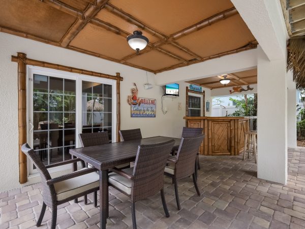 Holmes Beach Vacation Home With Private Pool