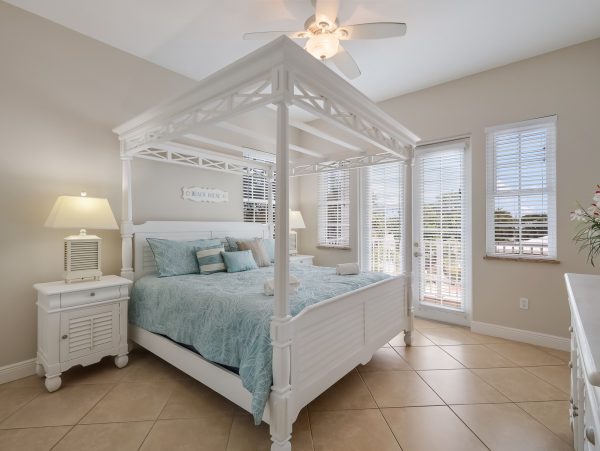 Holmes Beach Vacation Home With Private Pool