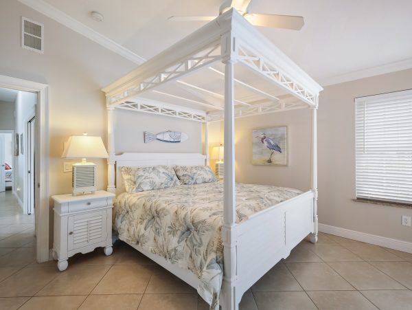 Holmes Beach Vacation Home With Private Pool