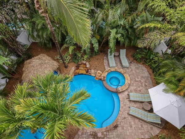 Holmes Beach Vacation Home With Private Pool