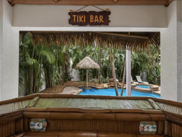 Holmes Beach Vacation Home With Private Pool