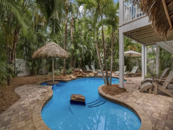 Holmes Beach Vacation Home With Private Pool