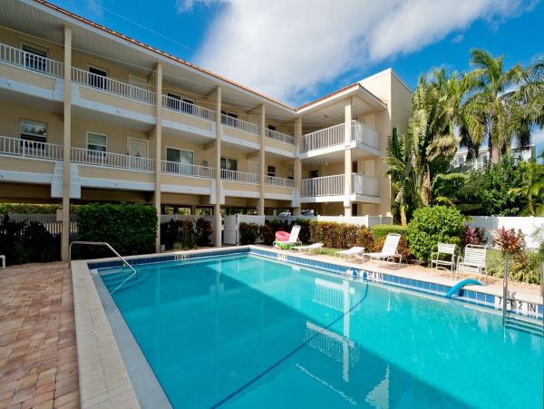Anna Maria Island Beachfront Two Bedroom Vacation Condo