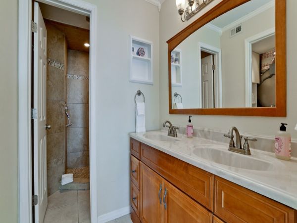 Anna Maria Island Beachfront Two Bedroom Vacation Condo