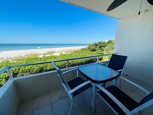 Anna Maria Island Vacation Condo on Beach Gulf Views