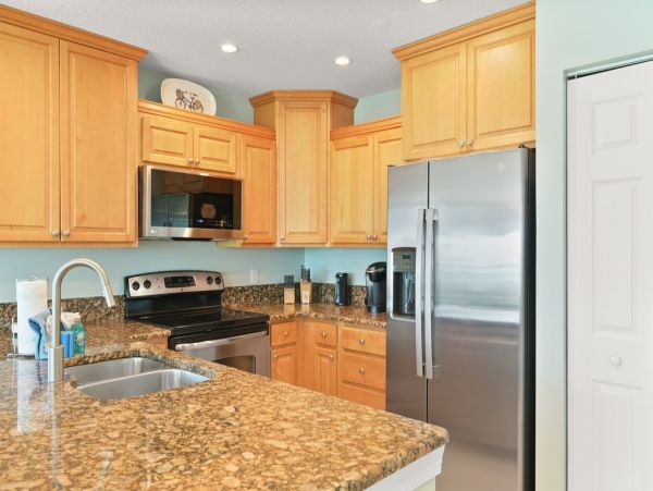 Anna Maria Island Vacation Rentals - Gulf-Front Condo with Balcony Views